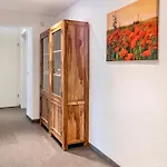 Martin Lafar Apartman *