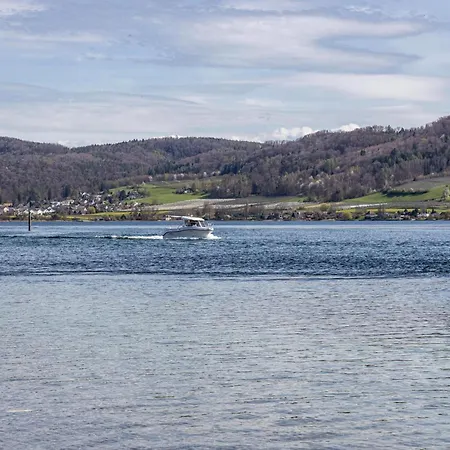 Martin Lafar דירה *